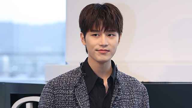 ‘성범죄 혐의’ NCT 전 멤버 태일 1심서 징역 3년 6개월