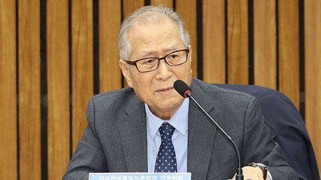 정청래 후원회장에 정세현 전 통일장관…오늘부터 후원금 모금