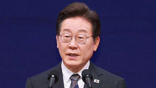 이 대통령 “K-민주주의 핵심은 자유와 평등, 연대 복원”