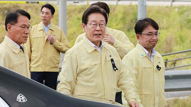 이 대통령, 오송 참사 현장 찾아 희생자 애도…“관리 부실 사고, 엄격 처벌”