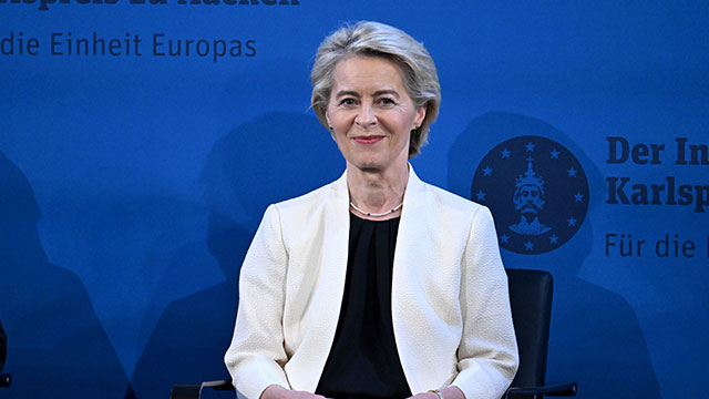 EU, 대미 보복 관세 자동발효 하루 전 8월초로 연기
