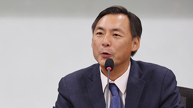 ‘부정선거론자’ 모스 탄 서울대 방문 강행…학생들, 반대 집회 예정