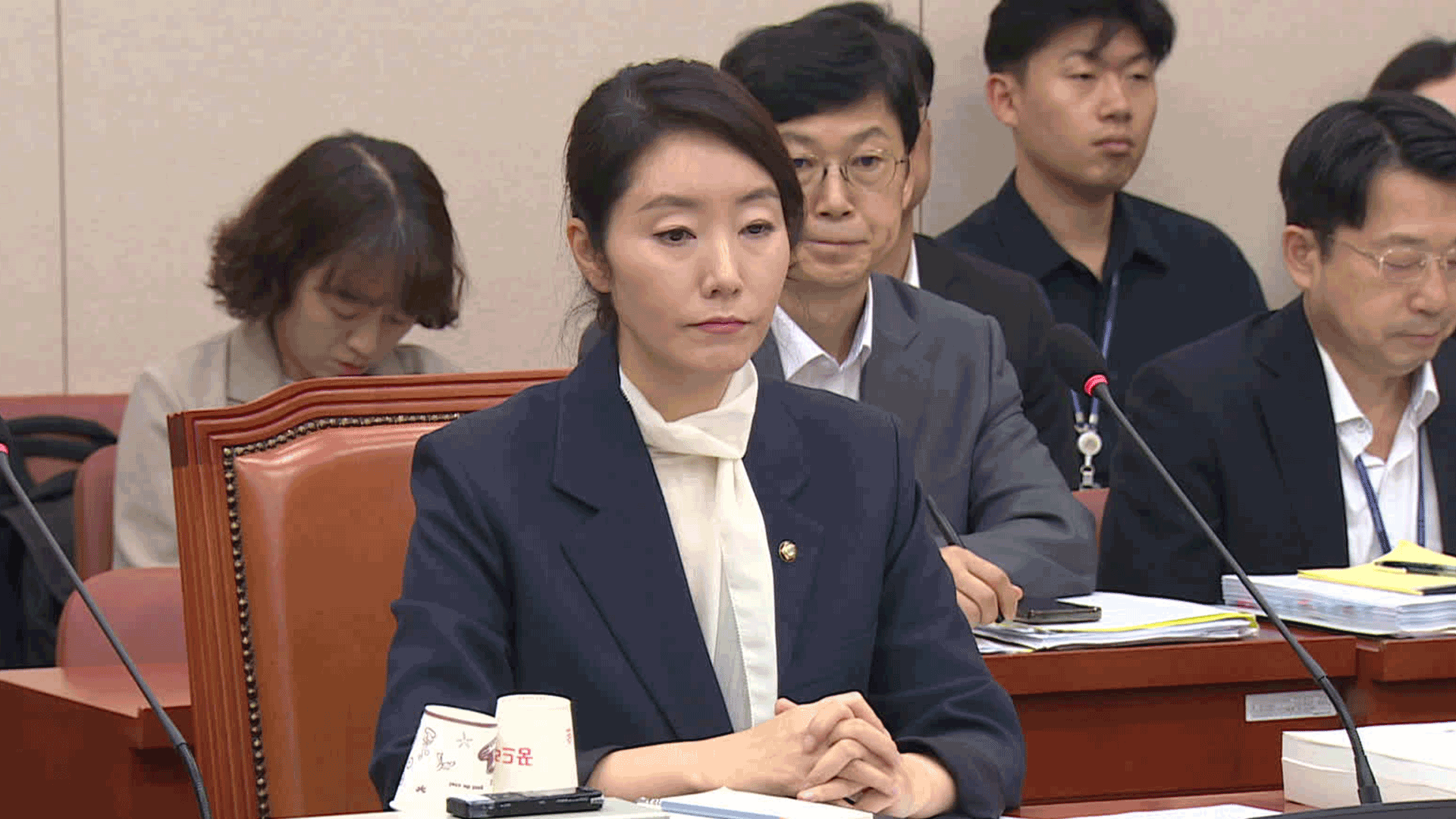 문 정부 장관도 ‘갑질’ 폭로…계속되는 강선우 논란