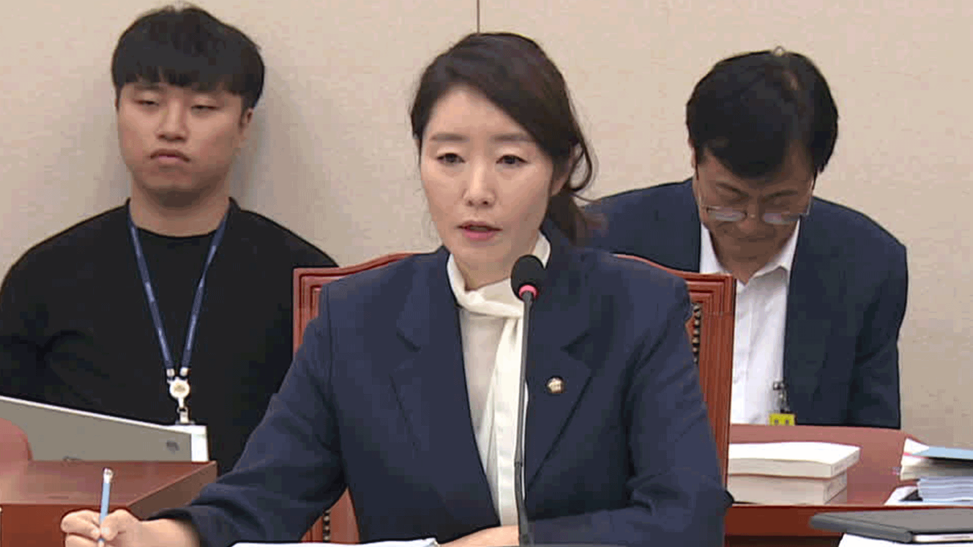 강선우 자진 사퇴…“국민께 사죄, 성찰하며 살겠다”