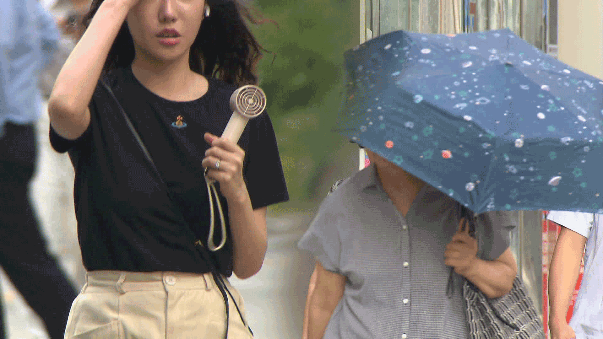 공장은 숨이 ‘턱턱’…백사장도 60도