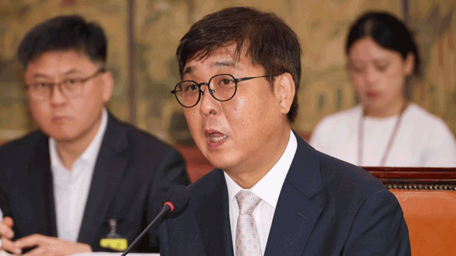 최휘영 청문회 ‘자료 제출’ 공방…“채용 자료 제출해야” “자료 충분히 내”