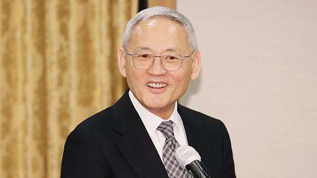 유인촌 문체부 장관, 1년 9개월 임기 마무리…“영광스러운 시간”
