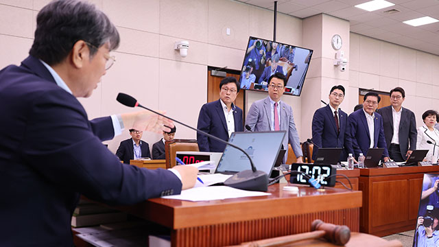 국회 법사위, 법무부에 ‘尹 구치소 접견 기록’ 제출 요구