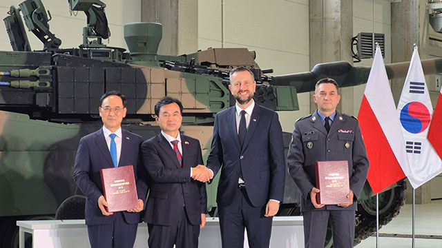 9조 규모 폴란드 K2 전차 2차 이행계약 서명식…안규백 장관 참석