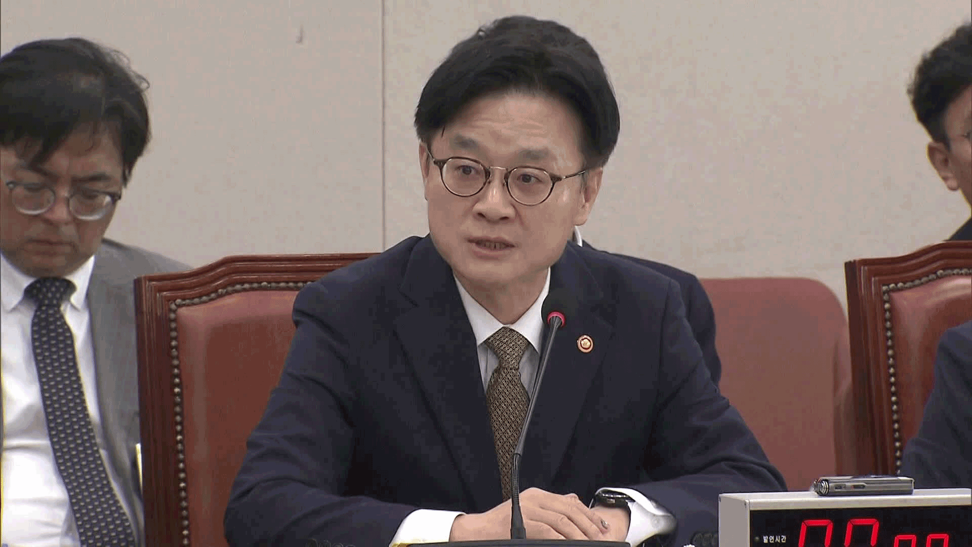 “과채 검역-온플법, 미 불이익 없게…비관세 장벽 압력 상시화”