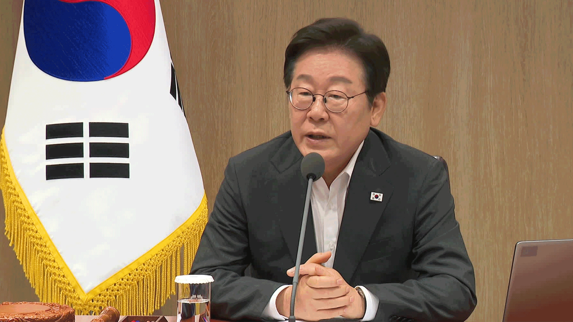 ‘산재 반복’ 포스코이앤씨…이 대통령 “면허취소·입찰금지 검토”