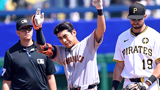MLB 이정후, 6경기 연속 장타<br>…2루타 치고 9회 결승 득점