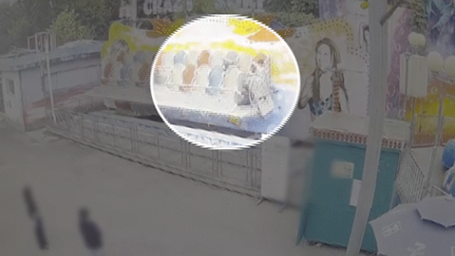 충북 제천서 놀이기구 타던 10대 4명 튕겨 나와…경찰 수사