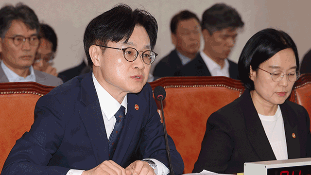 “1기 수출에 1조 원 로열티” 미 기업과 ‘원전 굴욕 계약’ 논란…김정관 “정상적 계약”