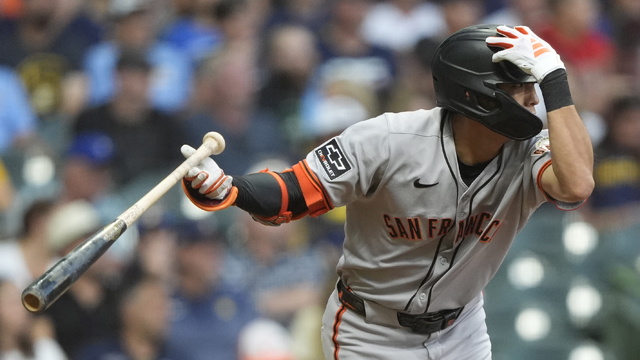 샌프란시스코 이정후, MLB 다승 1위 페랄타 공략해 중전 안타