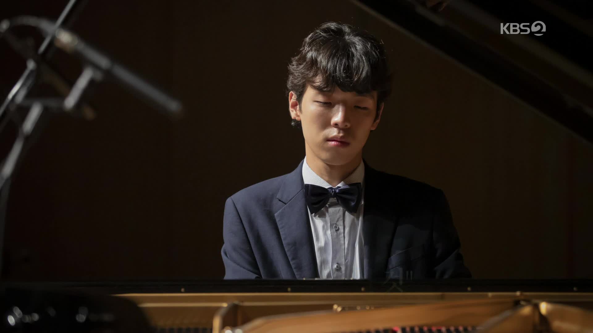 [ET] 22살 피아니스트 이혁, 프랑스 롱티보 콩쿠르 우승
