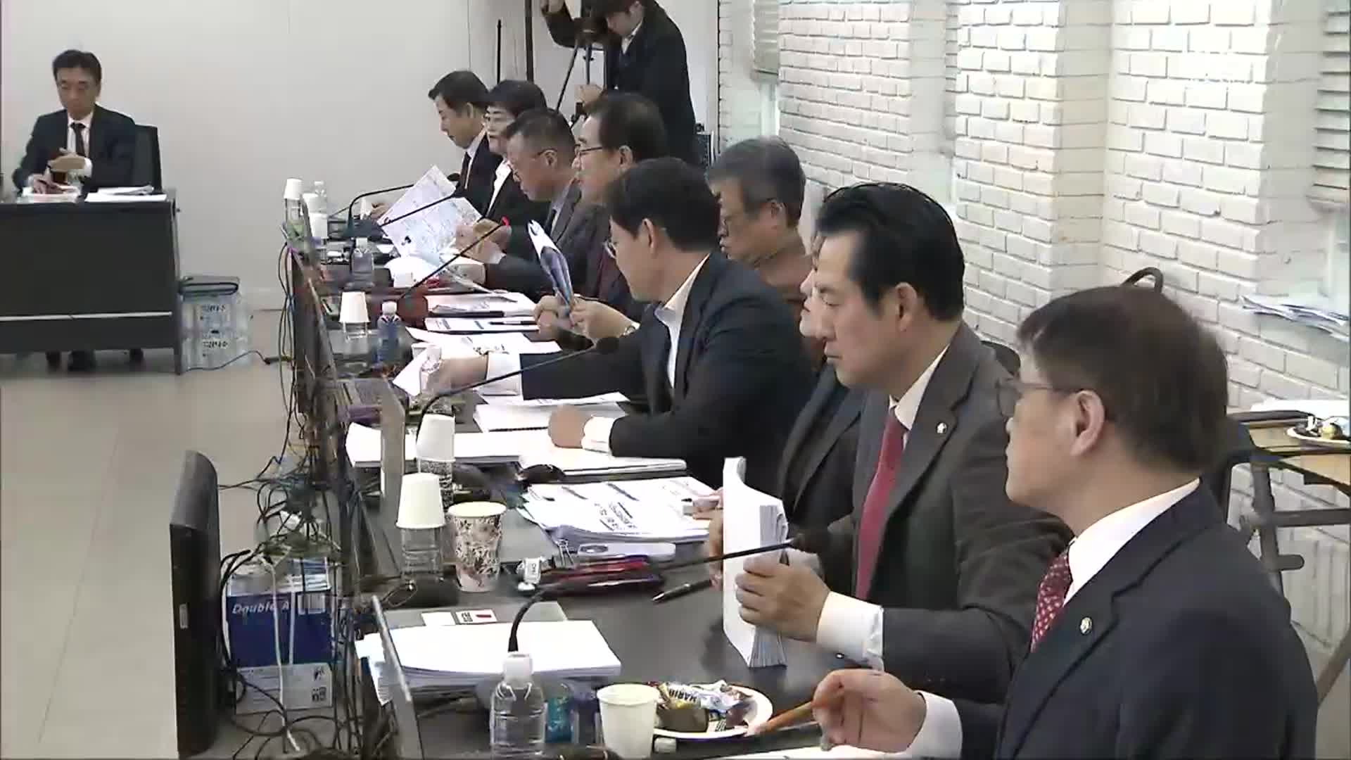 여야, 막바지 공천…도태우 공천 유지·정봉주 사과