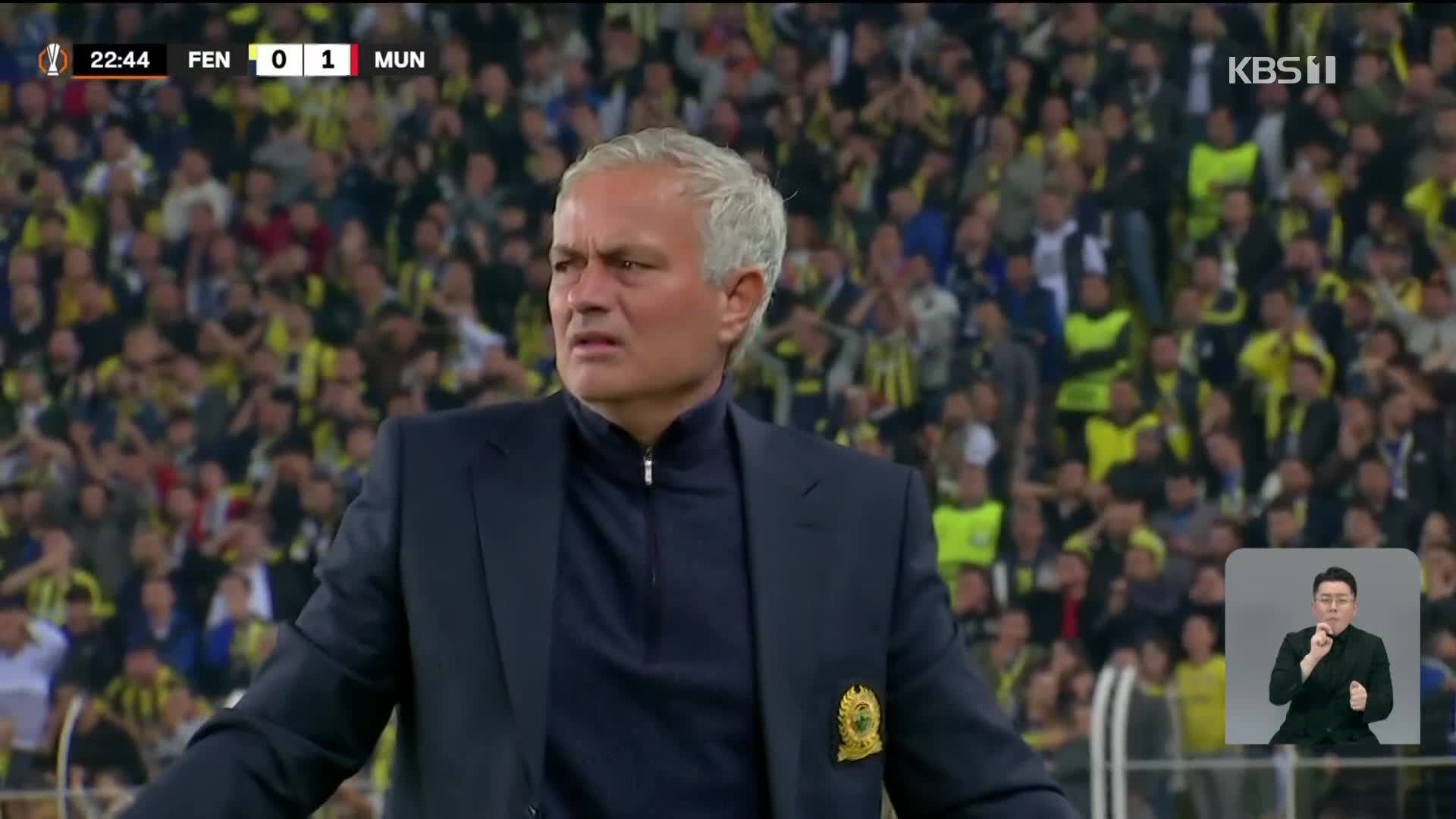 Jose Mourinho sent off in the notorious ‘Mourinho Derby’