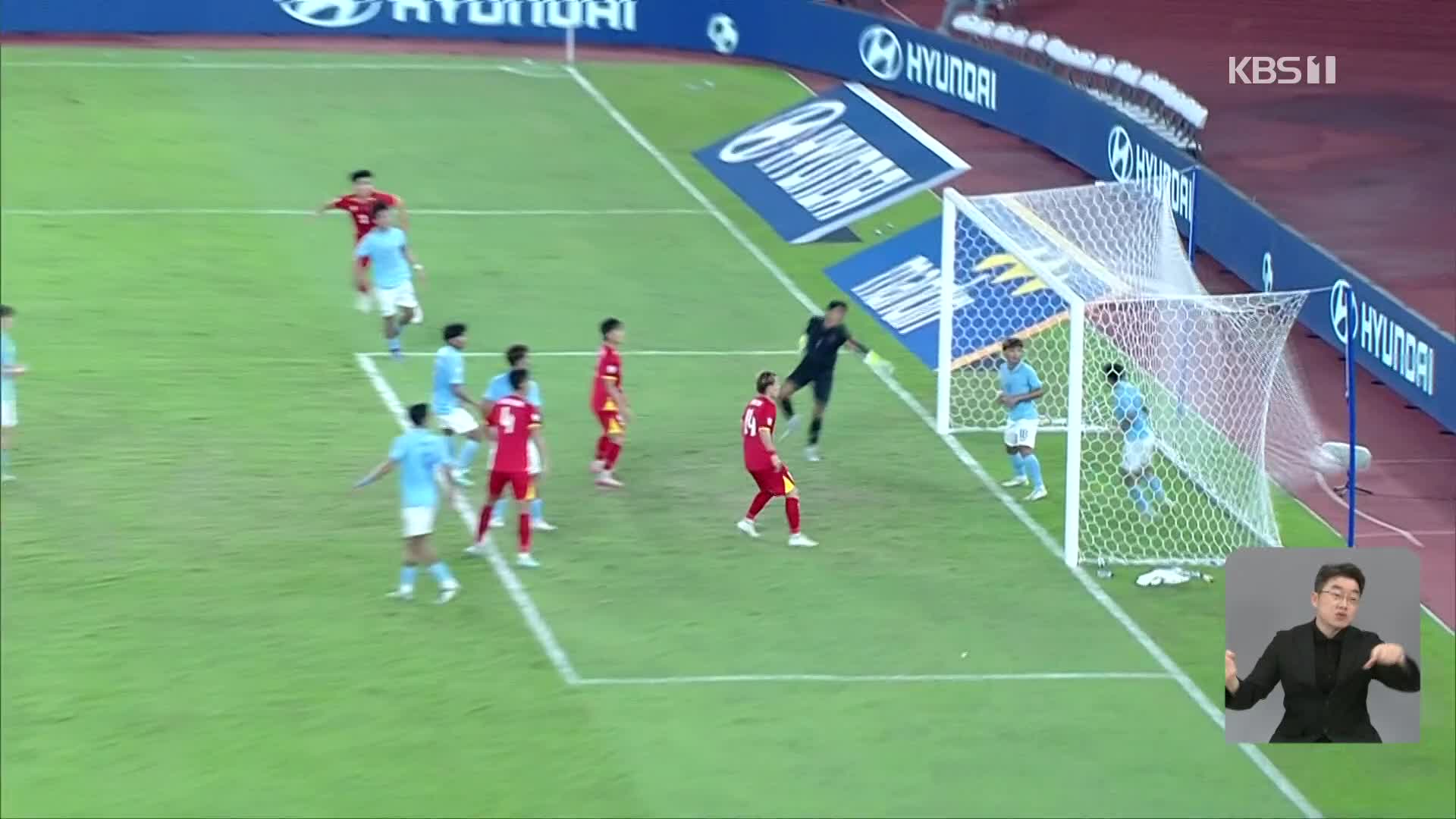 ‘김상식호’ 베트남 U-23 축구대표팀, 4강 진출