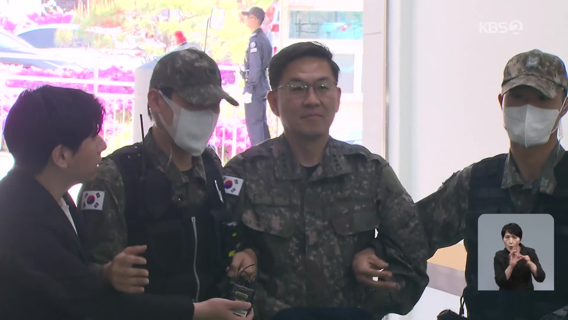 이진우 “윤 전 대통령, 문 부수고 끄집어 내라 해”