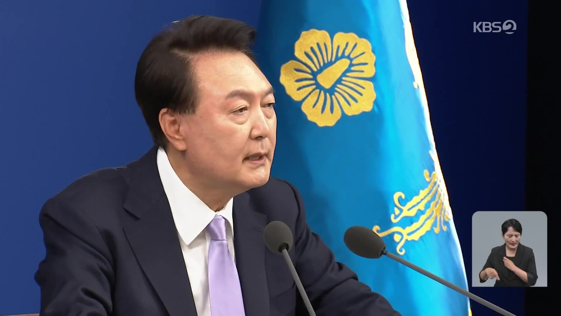 윤석열 정부 침몰 시킨 ‘김 여사 리스크’…초유의 동시 구속