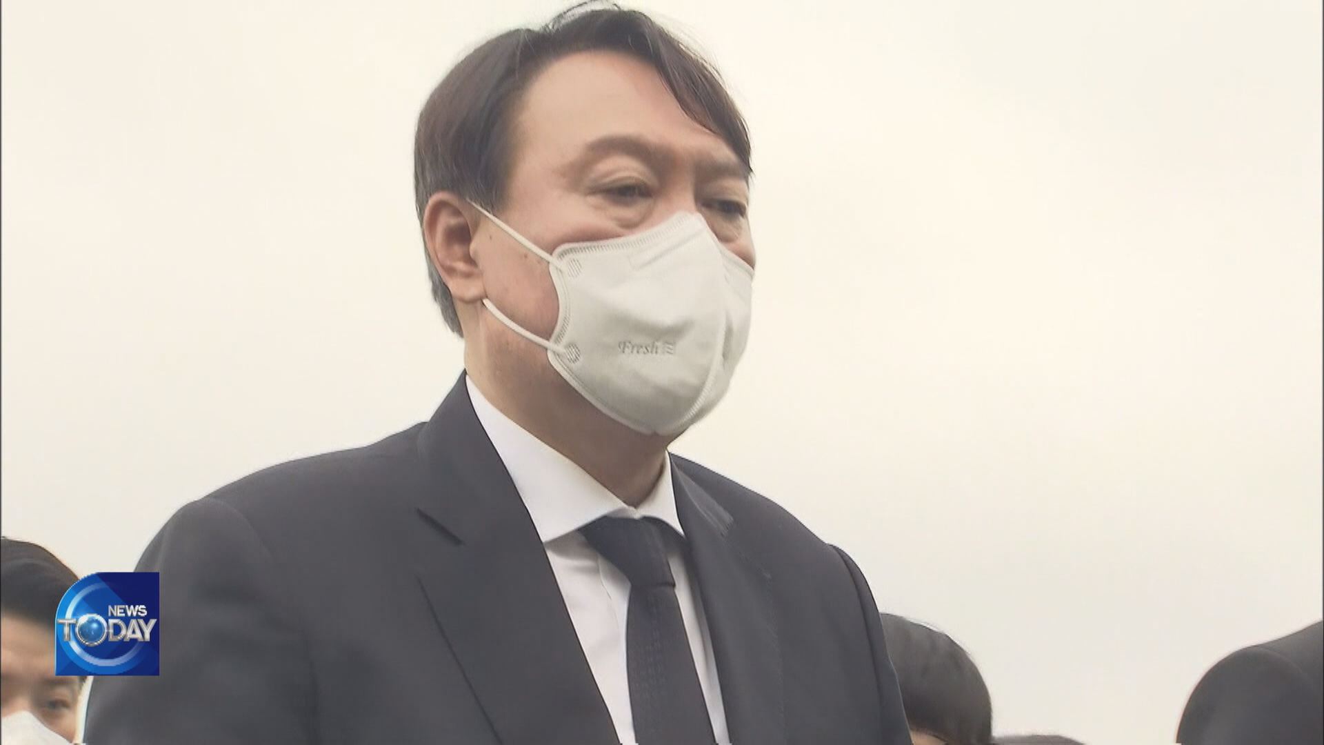 YOON SEOK-YOUL GOES PUBLIC 