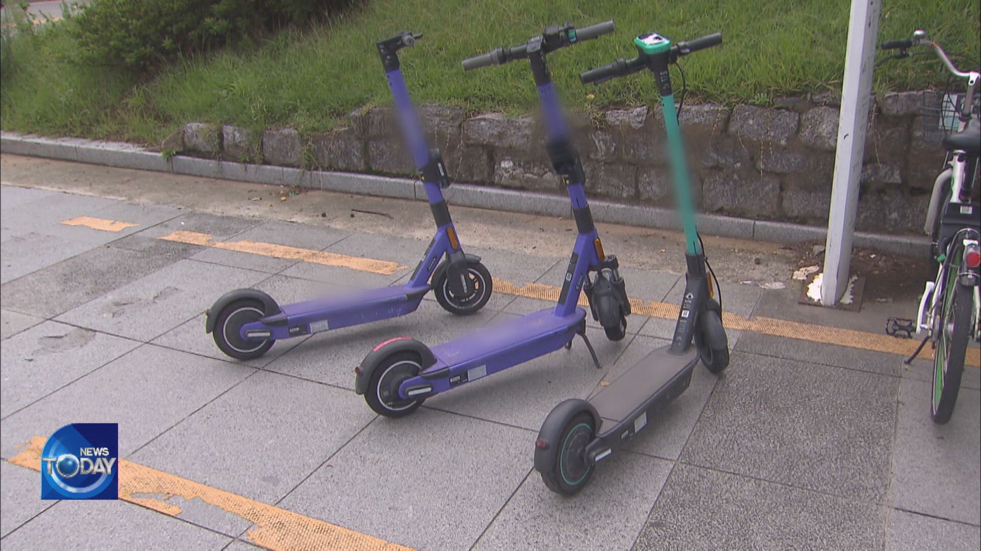 DANGERS OF ELECTRIC SCOOTERS