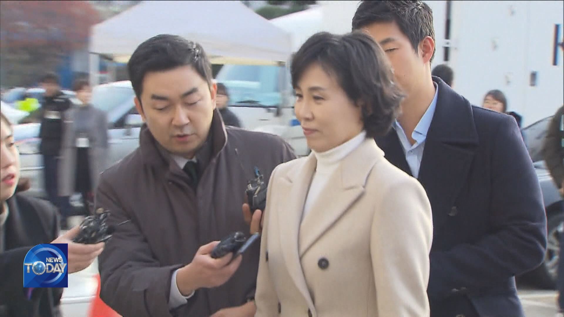 DISPUTES OVER LEE'S WIFE