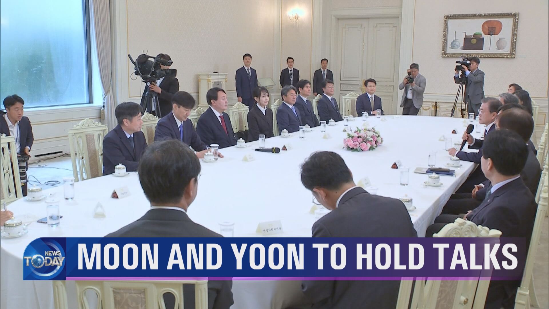 MOON AND YOON TO HOLD TALKS