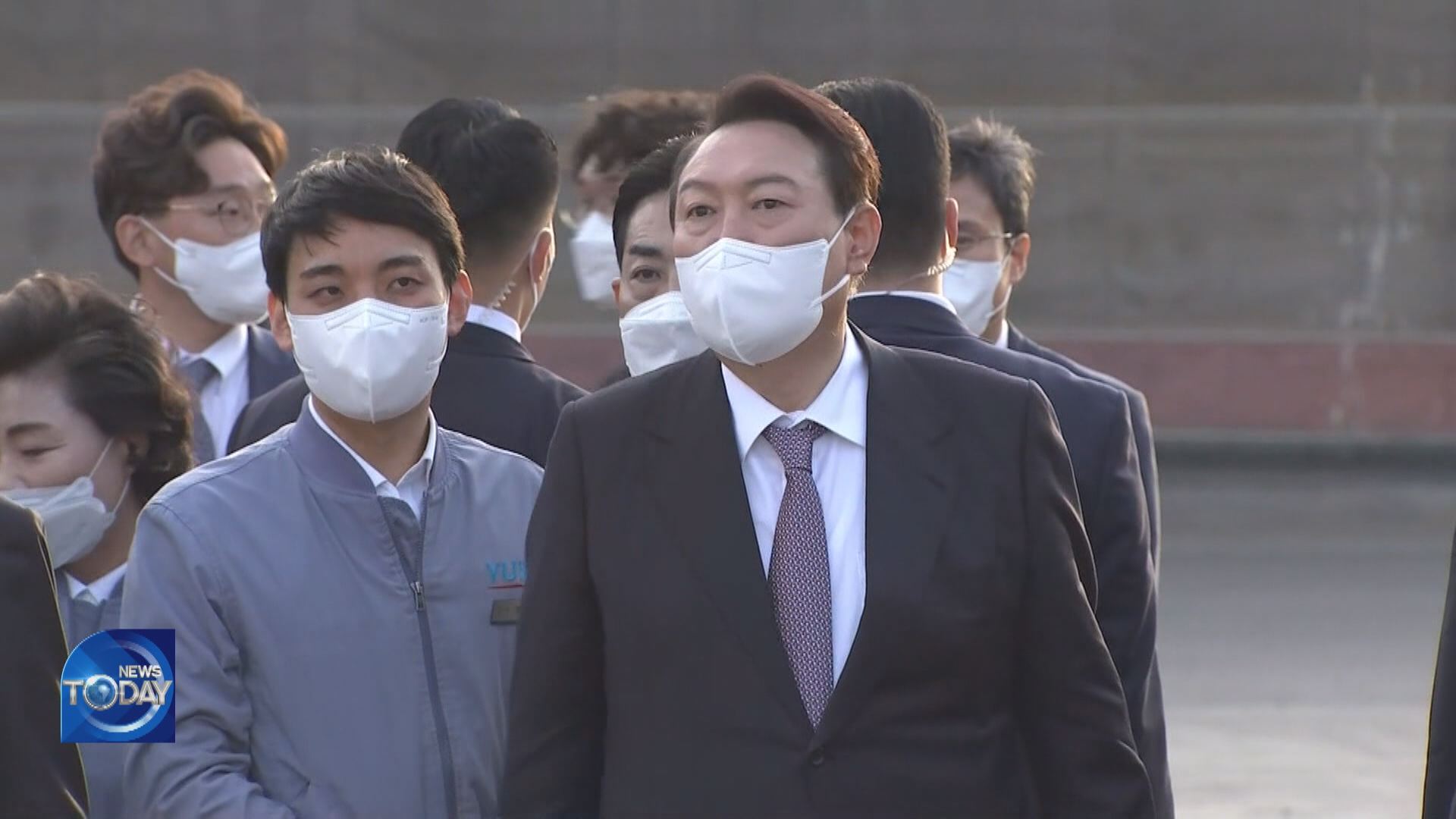 PRESIDENT ELECT CONDUCTS REGIONAL TOURS