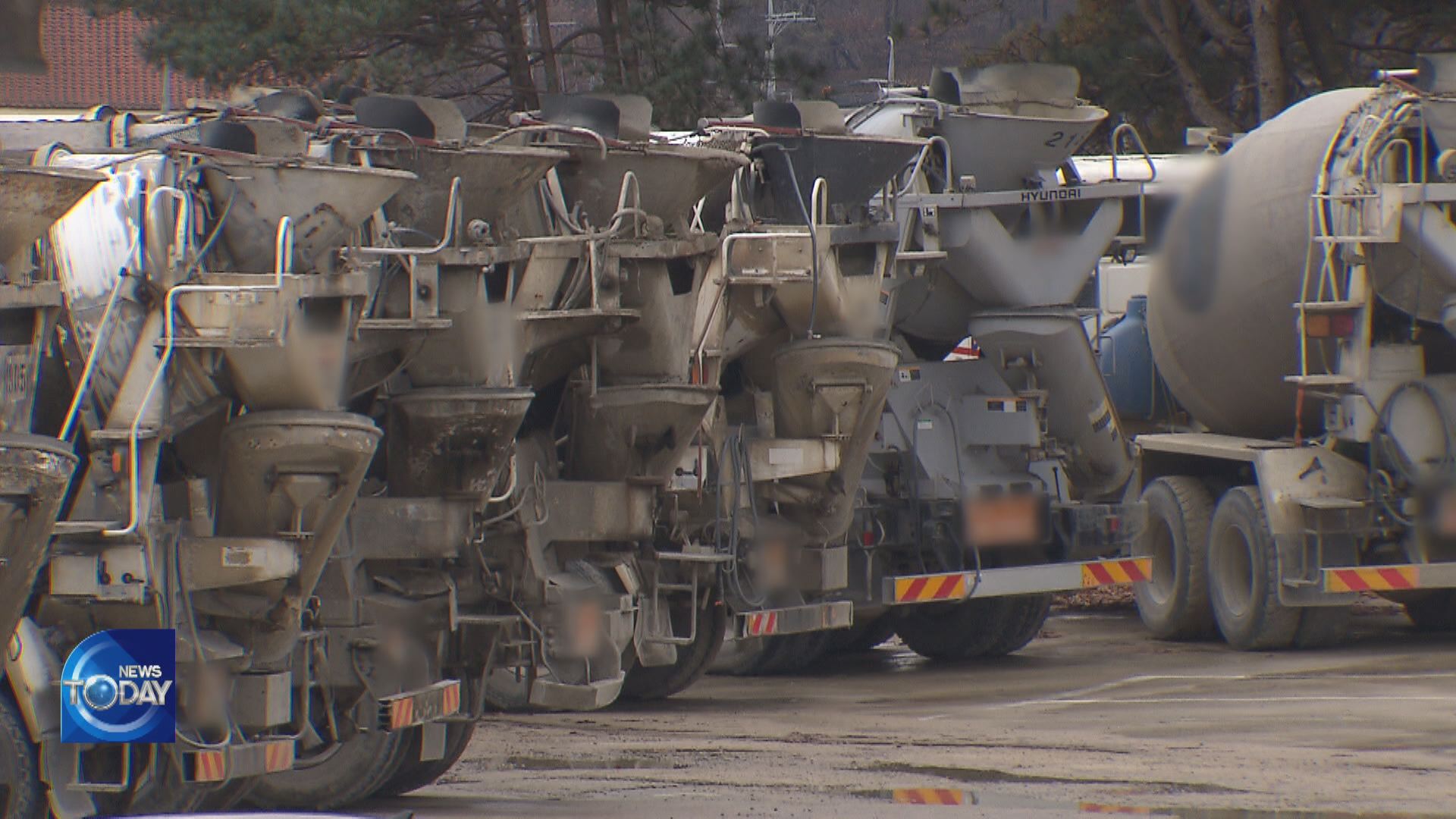 TRUCKERS STRIKE IMPACT CONCRETE SUPPLY