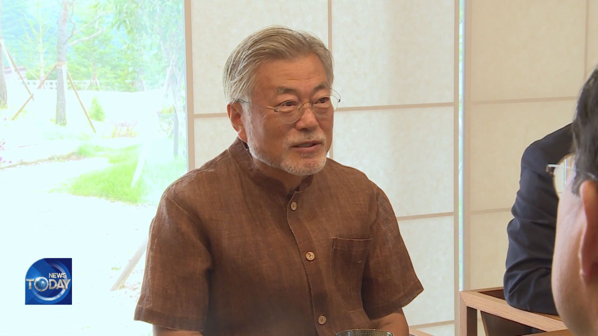 MOON CRITICIZES FISHERIES OFFICIAL PROBE