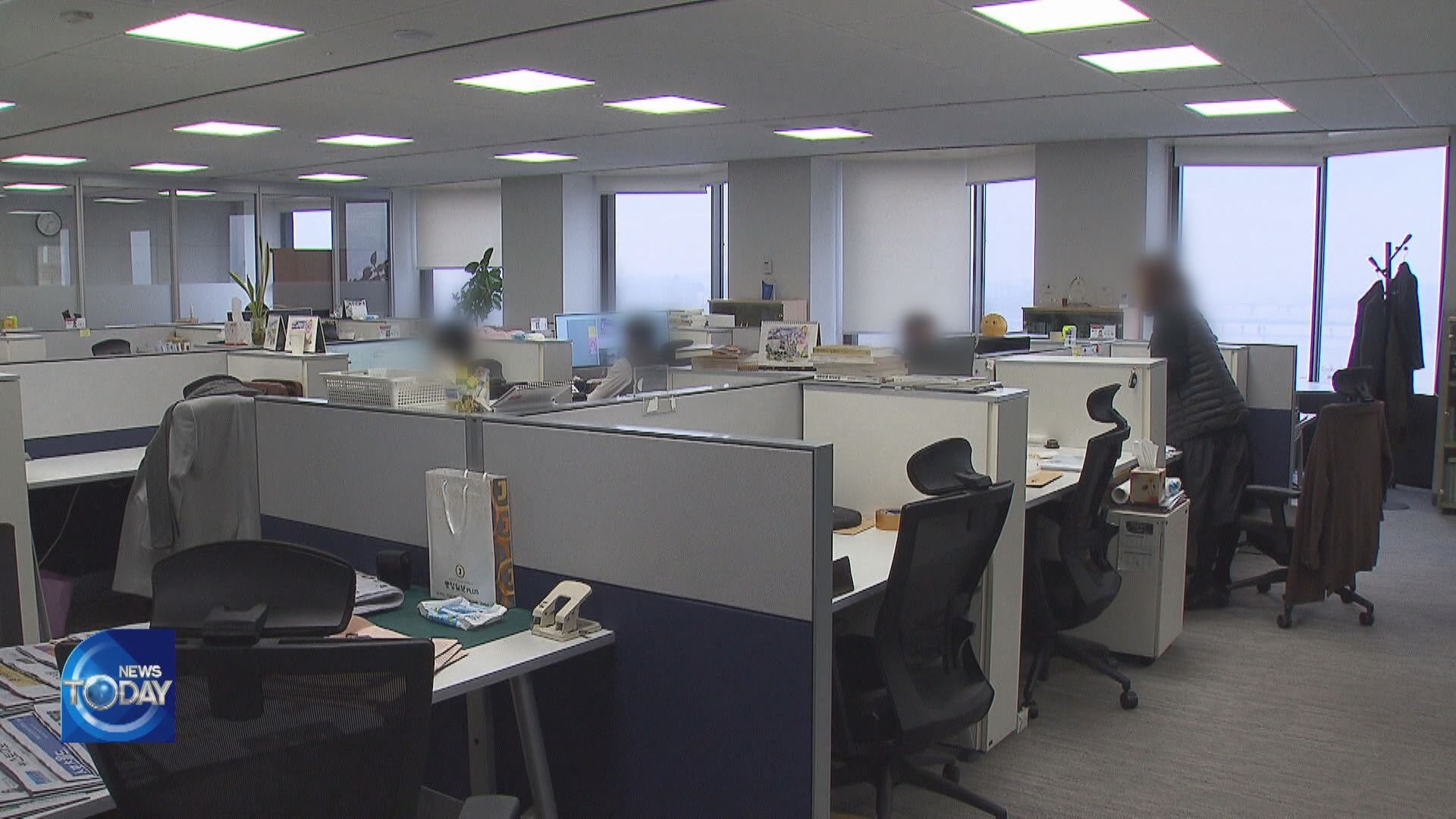 NEW WORKWEEK EYES WORK FLEXIBILITY