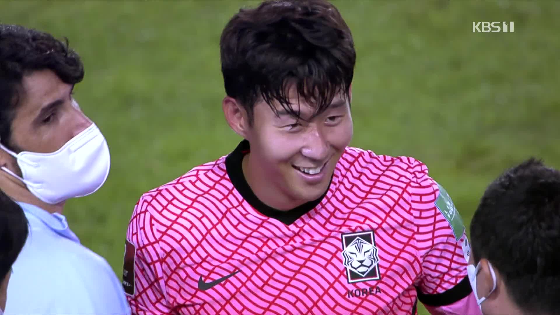 손흥민 결승골…시리아에 2대 1 승리