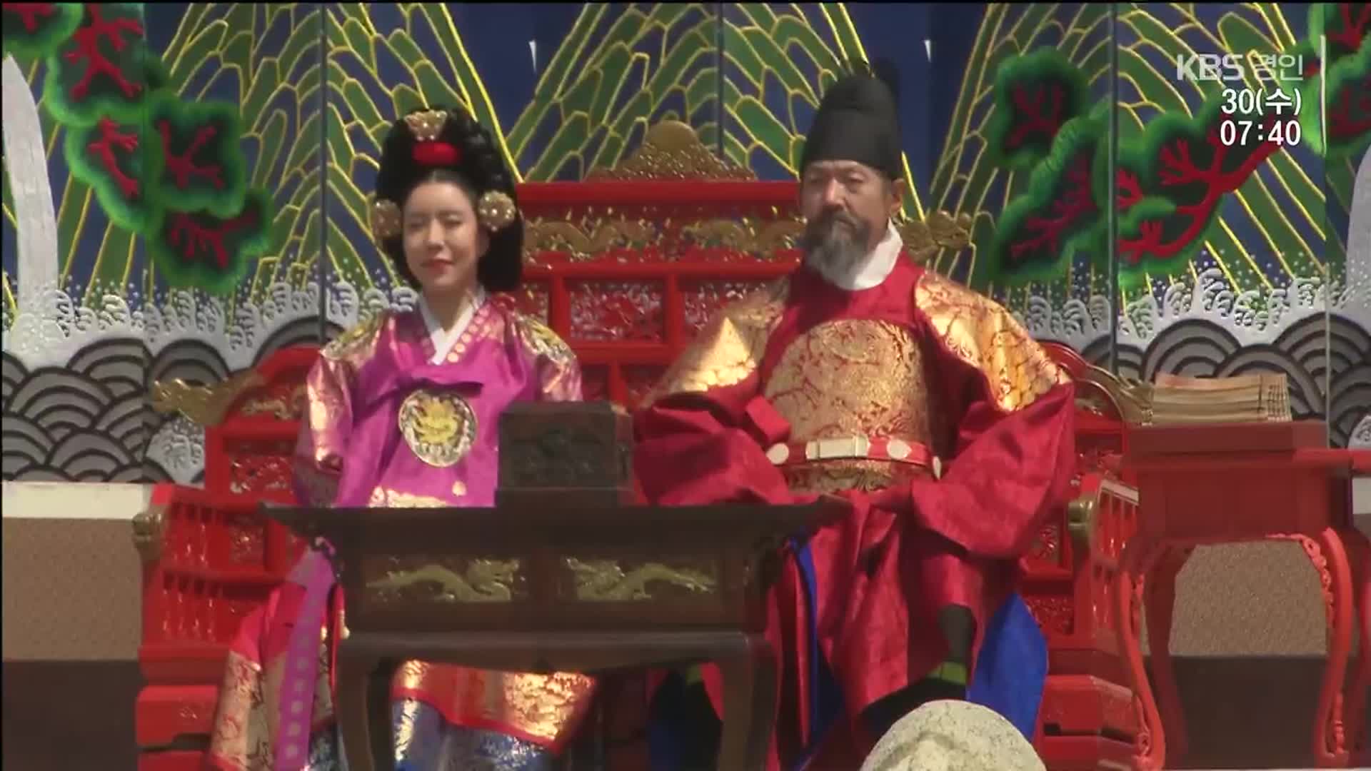 ‘드라마가 현실로’ 타임머신 타고 ‘조선 궁궐’로