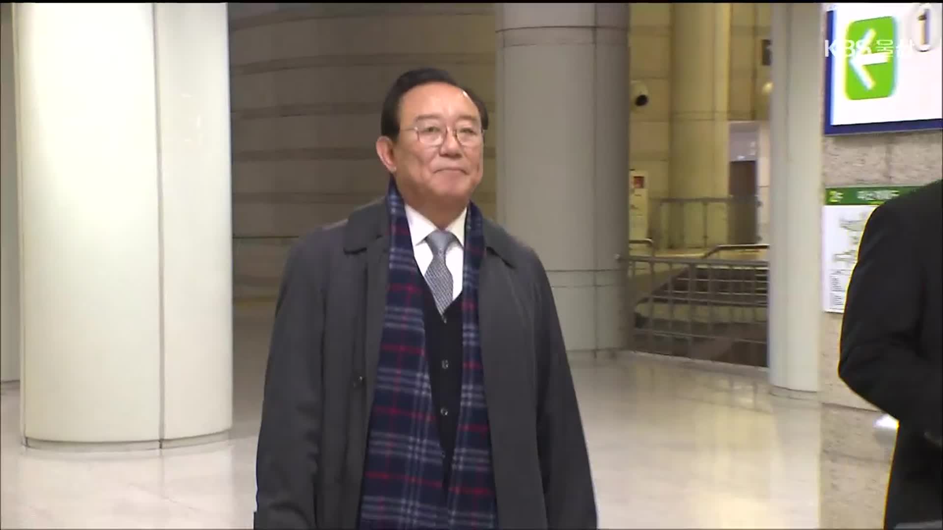 ‘울산시장 선거개입 의혹’…송철호 징역 3년