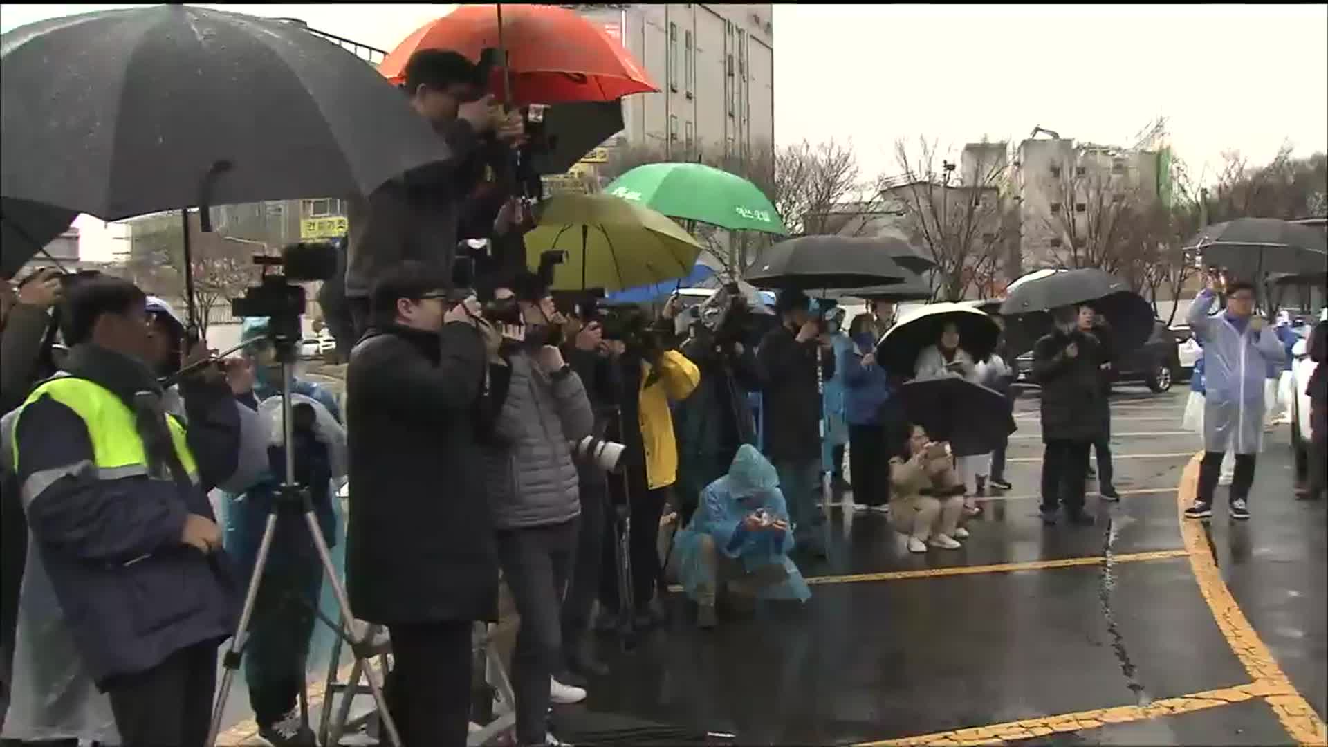 [총선] ‘필승 각오’…13일 간의 표심얻기 레이스 시작