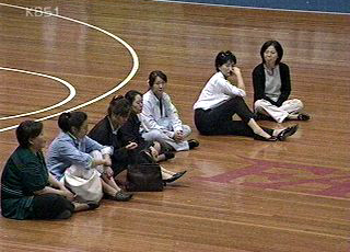 중.고 농구대회, 코트 점거 불상사 