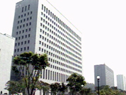 검찰 수사 착수 