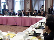 당정, 올해 성장률 4%대로 하향 조정 