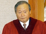 윤영철 헌재소장 삼성 고문 전력 논란 