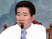 盧, “내각제 수준 권력 이양” 