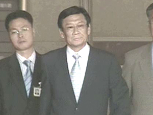 김은성 전 차장 “통치권 위한 관행” 