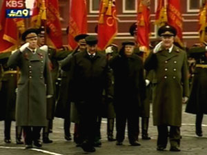 러시아, 붉은광장 행진 부활 