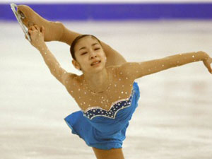 김연아, 세계 주니어 선수권 피겨 우승 