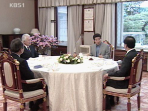 盧 대통령 “여당 양보” 발언 배경은? 