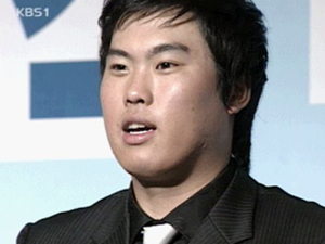 류현진, 사상 첫 MVP·신인왕 석권 