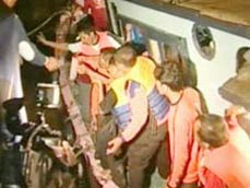 인니 여객선 침몰…100여명 구조·500여명 실종 