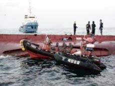 통영 어선 전복…4명 사망·5명 실종 