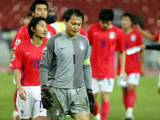 ‘헛발질’한 한국 축구, 경기당 0.6골 